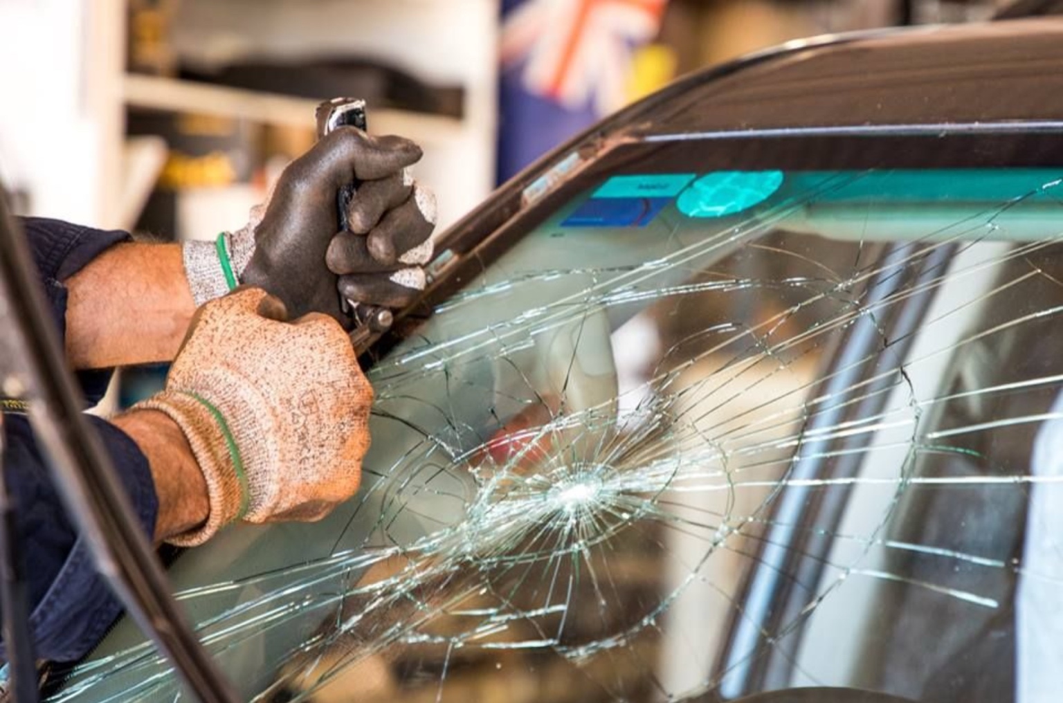 Заміна задніх стекол — AutoGlassPro